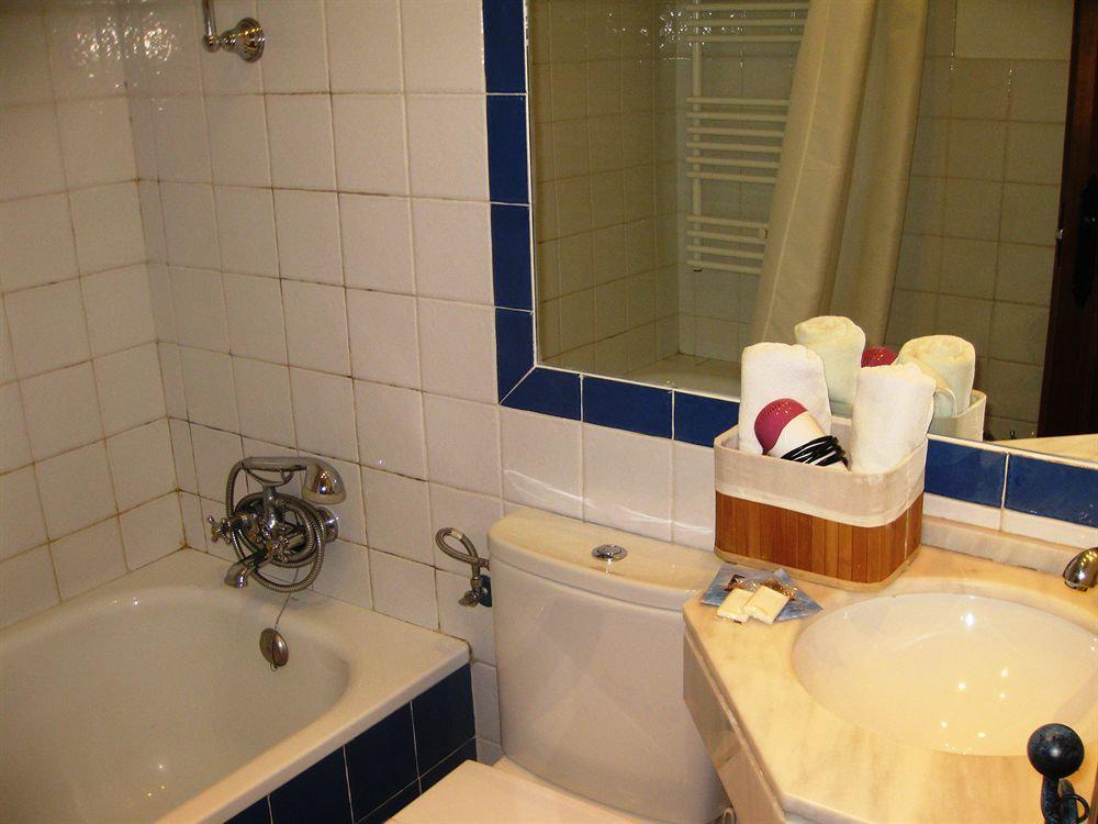 Apartamentos Santa Ana غرناطة المظهر الخارجي الصورة