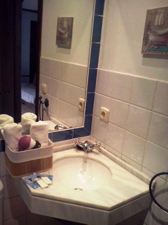 Apartamentos Santa Ana غرناطة المظهر الخارجي الصورة